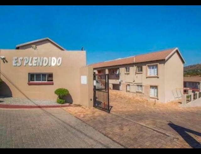2 BEDROOM APARTMENT FOR SALE IN WILGEHEUWEL